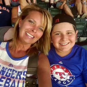 Meet your Posher, Georgia